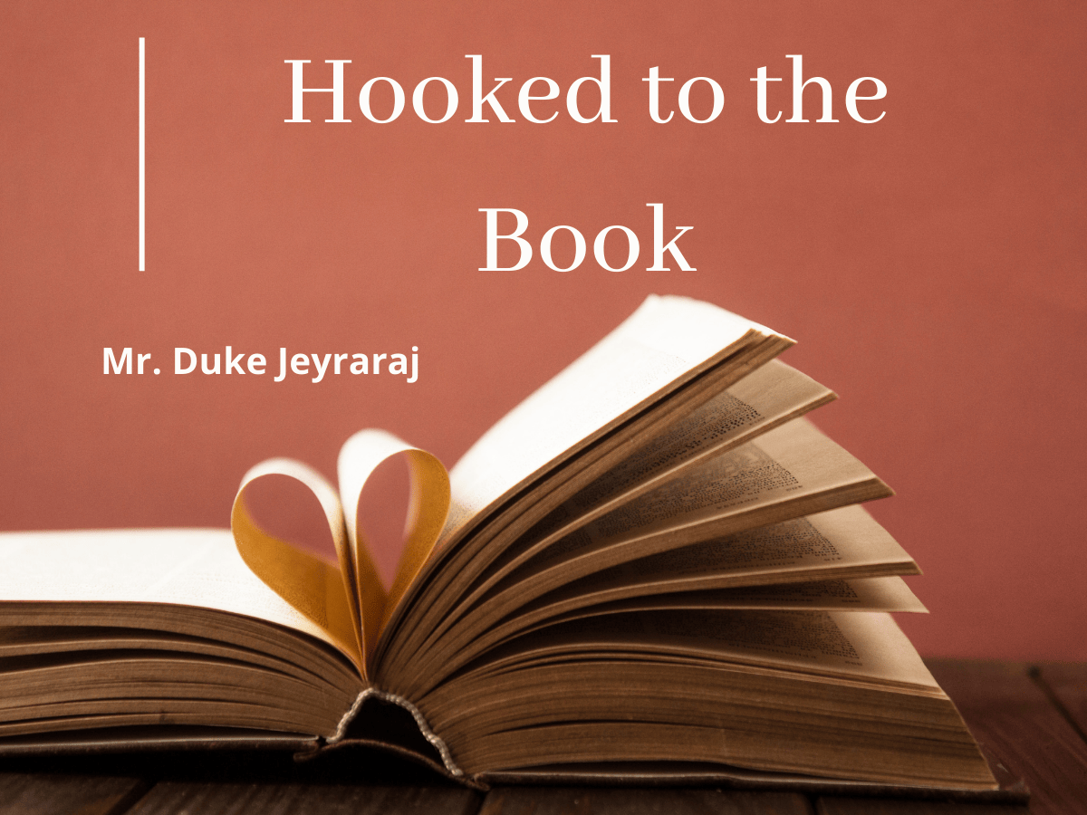 Hooked to the Book - m